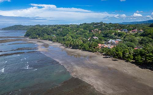 Esterillos Oeste, Costa Rica